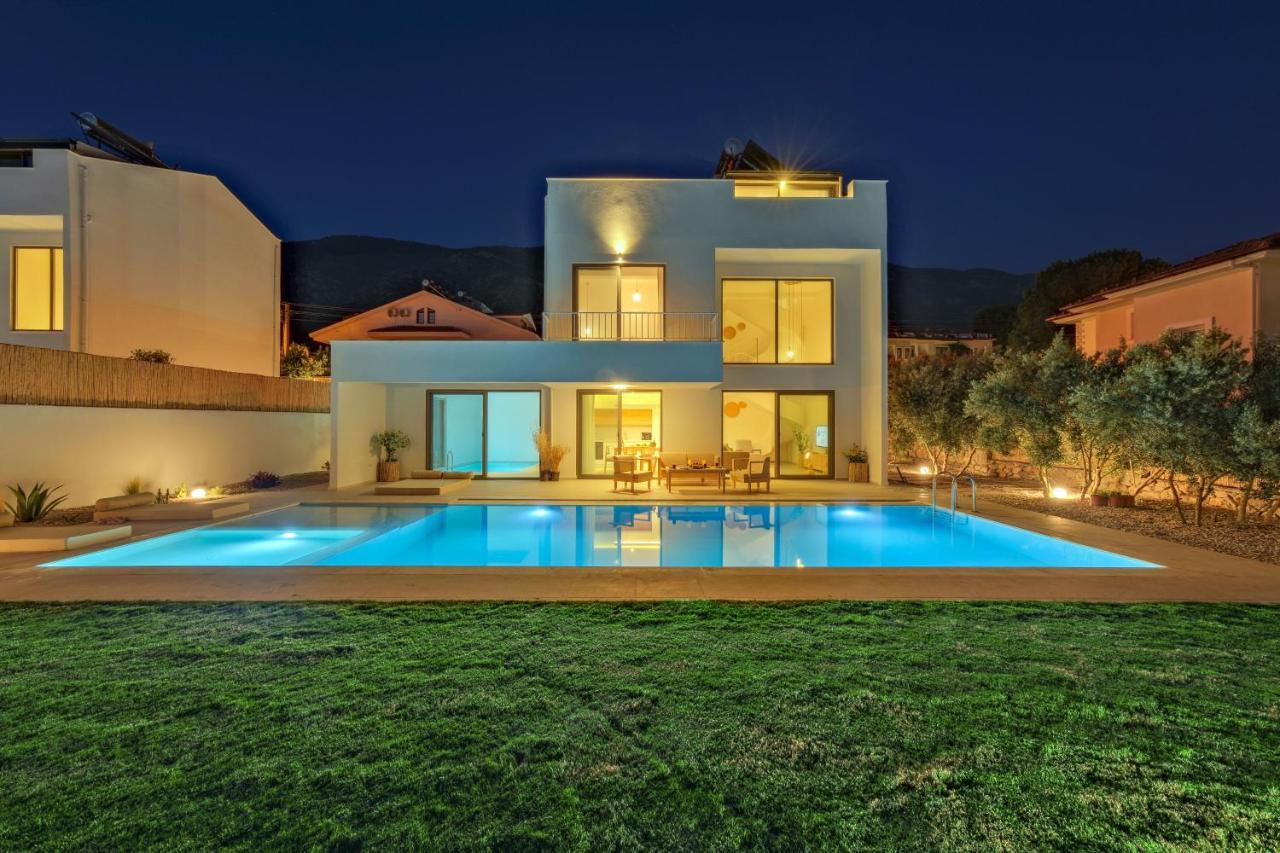 Villa Neo With 2 Private Pools, Bbq, Jacuzzi And Sauna Фетхіє Екстер'єр фото