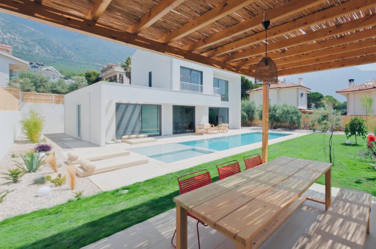Villa Neo With 2 Private Pools, Bbq, Jacuzzi And Sauna Фетхіє Екстер'єр фото